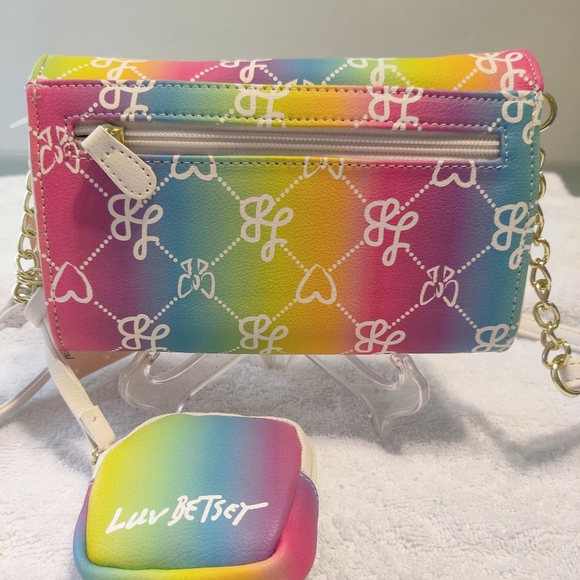 NWT - BETSEY JOHNSON Handbag Crossbody - “LUV” - Picture 10 of 11
